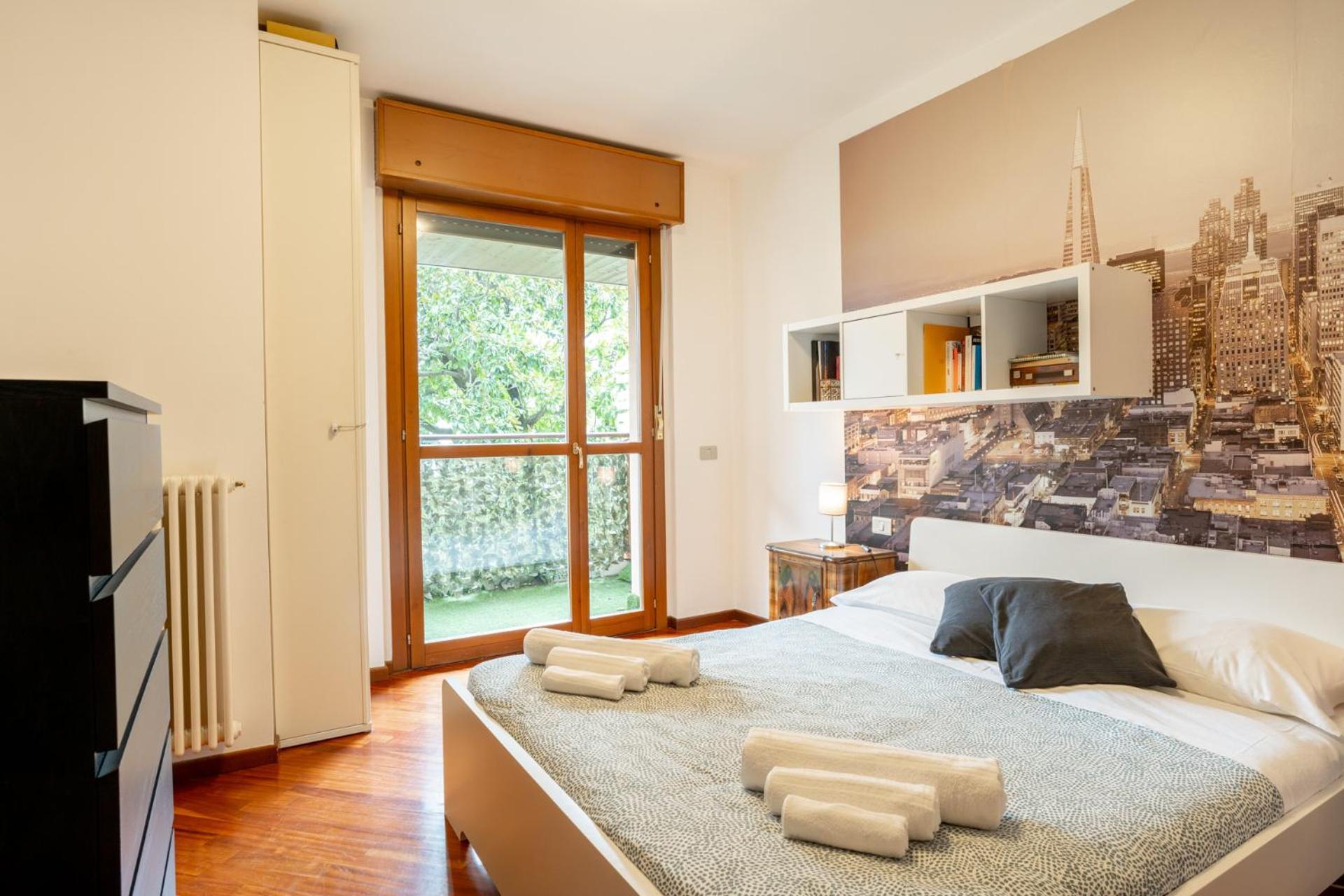 Spacious Bright Apartment Near City Center And Como Lake With Air Conditioning Lecco Exterior foto