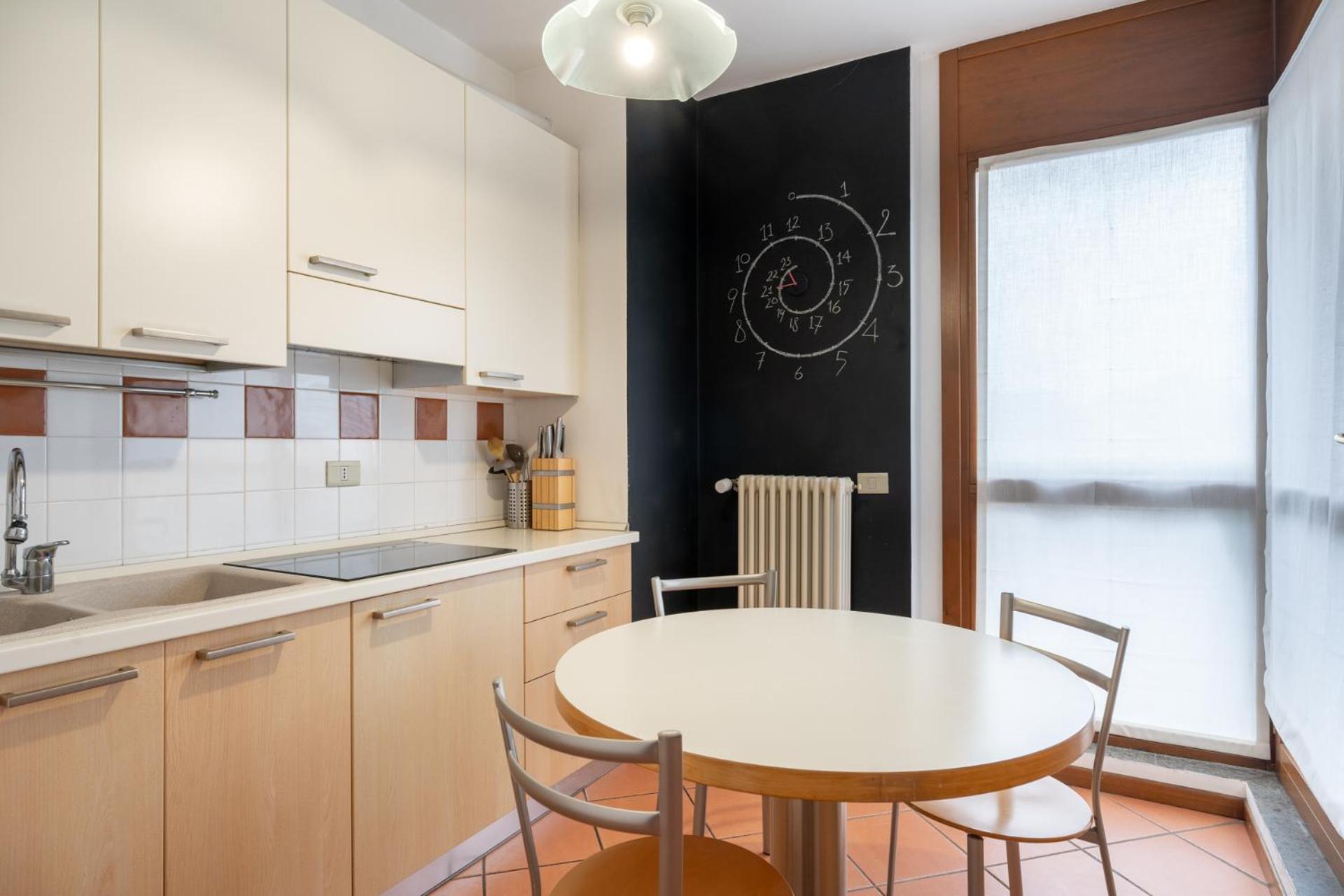 Spacious Bright Apartment Near City Center And Como Lake With Air Conditioning Lecco Exterior foto